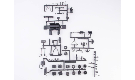 1590AVD Tatra T-138 NT 6x6 тягач AVD Models 1:43, сборная модель автомобиля, scale43
