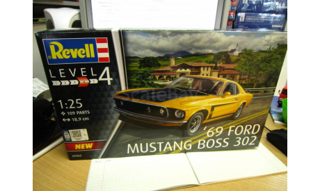 07025 69 ford mustang boss 302 1/25 REVELL, сборная модель автомобиля, scale24