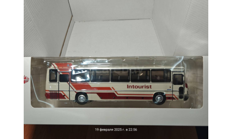 Икарус Ikarus  250.70 INTOURIST земляничный DEMPRICE, масштабная модель, scale43