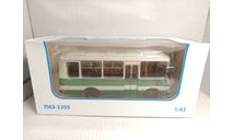 ПАЗ 3205 1989 пригородный белый/голубой Советский Автобус 900414, масштабная модель, scale43
