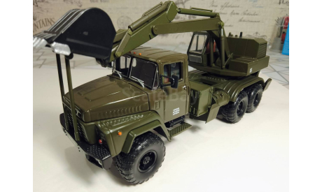 Краз-260 эо-4422 1/43 экскаватор, масштабная модель, Наш Автопром, 1:43