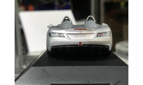 Коллекционная модель. MINICHAMPS-  MERCEDES- BENZ SLR McLaren Stirling Moss 2008, масштабная модель, 1:43, 1/43