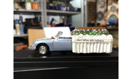 Коллекционная модель. Ситроен CITROEN  DS  FUNERALE  PADRE PIС 1968 - CARRO FUNEBRE, масштабная модель, Citroën, RIO-Models, 1:43, 1/43