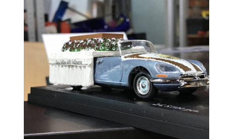 Коллекционная модель. Ситроен CITROEN  DS  FUNERALE  PADRE PIС 1968 - CARRO FUNEBRE, масштабная модель, Citroën, RIO-Models, 1:43, 1/43