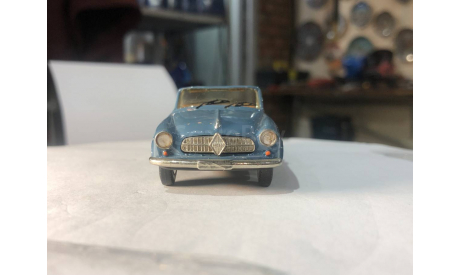 Коллекционная модель. Borgward Isabella Cabriolet 1955, масштабная модель, Tin Wizard, scale43