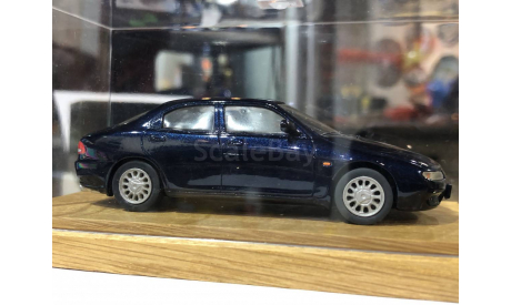 Коллекционная модель. Mazda Xedoos 6, масштабная модель, Authentic models, scale43