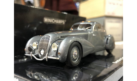Коллекционная модель.   Bentley Embiricos silber 1939, масштабная модель, Minichamps, 1:43, 1/43