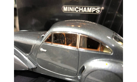 Коллекционная модель.   Bentley Embiricos silber 1939, масштабная модель, Minichamps, 1:43, 1/43