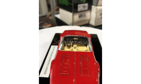 Коллекционная модель. De Tomaso  MANGUSTA SPIDER 1969, масштабная модель, BAN-SENG, scale43