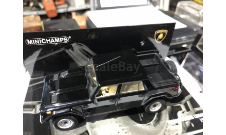 Коллекционная модель. Ламборгини Lamborghini LM002 4х4 Черный Minichamps, масштабная модель, 1:43, 1/43