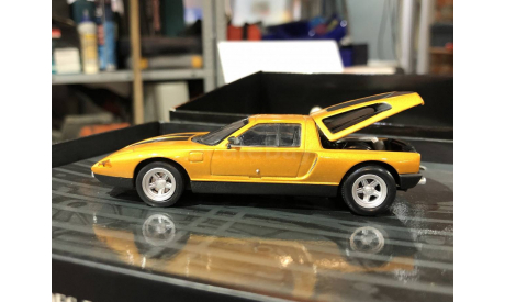 Коллекционная модель. MERCEDS BENZ C111/II  1970 GIFT BOX MINICHAMPS, масштабная модель, scale43, Mercedes-Benz