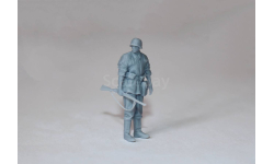Фигурка в масштабе 1:43 ’Немецкий солдат с ружьём.’