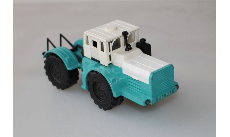 К-701 Кировец СССР 1:43, масштабная модель, ПО ’Спутник’ Ленинграда., 1/43