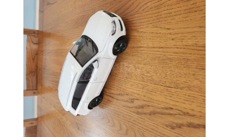 Audi Q7 1:18 Welly СМОТРИТЕ ОПИСАНИЕ И ФОТО, масштабная модель, scale18