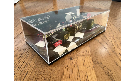 Lotus Renault GP R31 V. Petrov 2011, масштабная модель, Minichamps, scale43