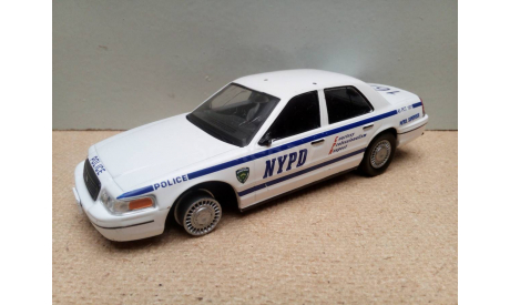 1/43 Полицейские машины мира (ПММ) №7 Ford Crown Victoria NY Police, масштабная модель, Полицейские машины мира, Deagostini, scale43