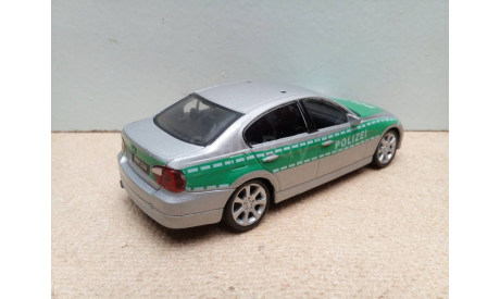 Welly BMW 330i Polizei, масштабная модель, scale43