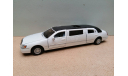 1/43? Kinsmart Lincoln Town Car Limousine, масштабная модель, scale43