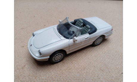 1/43 New Ray Alfa Romeo Giulietta Spider ’88 (NewRay, Нью-Рей, НьюРей), масштабная модель, New-Ray Toys, scale43