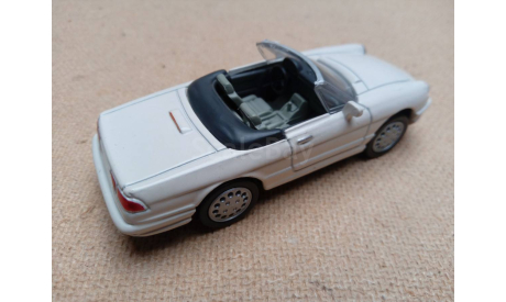 1/43 New Ray Alfa Romeo Giulietta Spider ’88 (NewRay, Нью-Рей, НьюРей), масштабная модель, New-Ray Toys, scale43