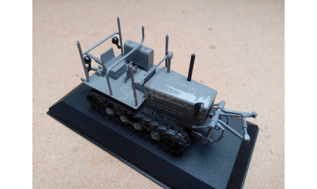 1/43 Тракторы. История. Люди. Машины №34 ДТ-57 (Hachette/Ашет), масштабная модель трактора, scale43