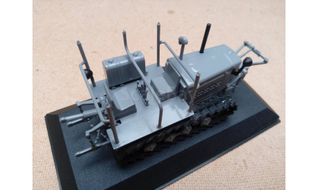1/43 Тракторы. История. Люди. Машины №34 ДТ-57 (Hachette/Ашет), масштабная модель трактора, scale43