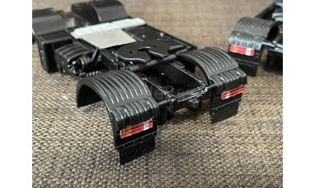 Mercedes Actros рама тягач двухосный  - IXO  -  1/43, запчасти для масштабных моделей, Mercedes-Benz, IXO грузовики (серии TRU), scale43