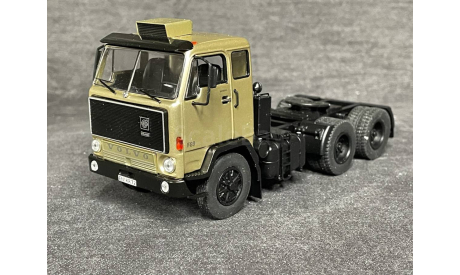 VOLVO F89-32 6x4 (чёрная рама)-- IXO (конверсия)  1/43, масштабная модель, IXO Road (серии MOC, CLC), scale43