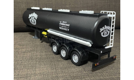 Полуприцеп цистерна (прицеп бочка) 3 оси ’Jack Daniel’s’ - 1/43, масштабная модель, 1:43, еМ, Volvo