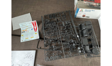 Сборная модель Mercedes 2238 Italeri 3943 - 1/24, сборная модель автомобиля, scale24, IXO грузовики (серии TRU), Mercedes-Benz