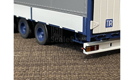 КИТ прицеп (полуприцеп) JUMBO KRONE SDP 27 (3 оси)  -  1:43, масштабная модель, МАЗ, eM, scale43