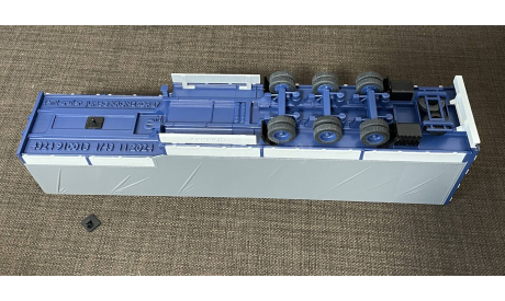 Полуприцеп (прицеп) Jumbo Krone SDP27 (3 оси) - 1/43, масштабная модель, 1:43, IXO грузовики (серии TRU), Mercedes-Benz