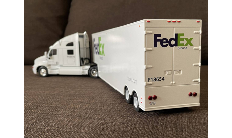 Kenworth T2000 (2001)  FedEx   - IXO   1/43, масштабная модель, IXO Road (серии MOC, CLC), scale43