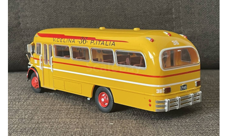 Mercedes LO 1112 / 1114 (желтый, маршрут 36) 1968  - IXO 1/43, масштабная модель, scale43, IXO Road (серии MOC, CLC), Mercedes-Benz