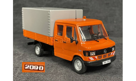 Mercedes T1 209 D DoKa (оранжевый) IXO+конверсия  1/43, масштабная модель, IXO Road (серии MOC, CLC), Mercedes-Benz, scale43