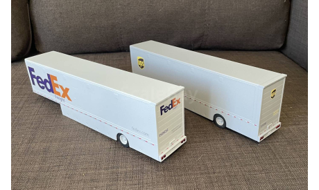 Полуприцеп фургон (прицеп) FedEx  - 1/43 IXO, масштабная модель, scale43, IXO грузовики (серии TRU), Peterbilt
