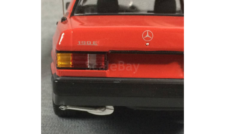 1/18 Mercedes 190E красный (W201) - MINICHAMPS, масштабная модель, scale18, Mercedes-Benz