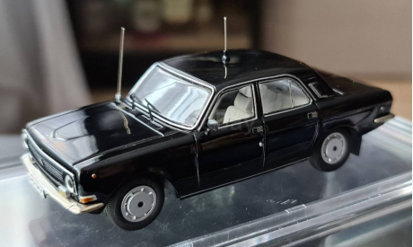 ICV036 ГАЗ-24-34 ’Волга’ V8, масштабная модель, scale43
