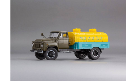 Газ-53 Автомобиль-цистерна АЦПТ-3,3 (53А) ’Молоко’, 1973 г., масштабная модель, DiP Models, scale43