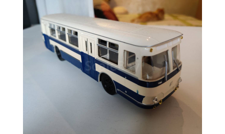 С Рубля! Автобус ЛиАЗ 677 белый с синим КБ ClassicBus КлассикБас, масштабная модель, scale43
