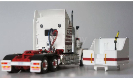 1/50 тягач Kenworth T909 Legend Drake WSI Mammoet, масштабная модель, scale50