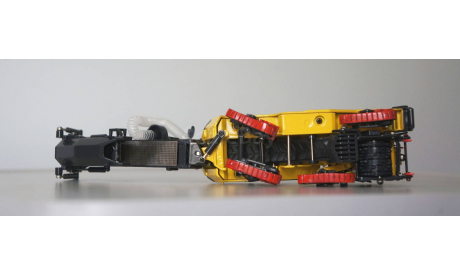 1/50 фреза дорожная Bomag 1000, масштабная модель трактора, scale50