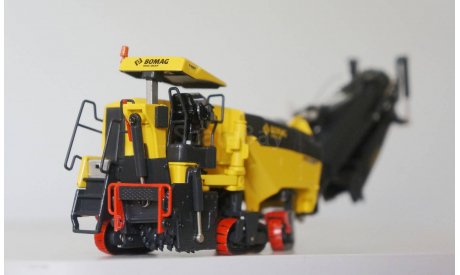 1/50 фреза дорожная Bomag 1000, масштабная модель трактора, scale50