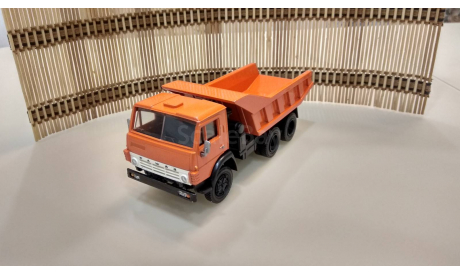 КамАЗ 5511 ЭЛЕКОН с харьковской резиной, масштабная модель, 1:43, 1/43