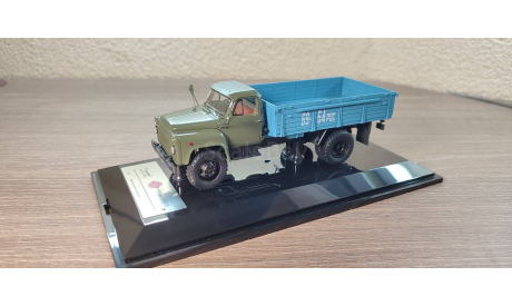 ГАЗ 53А 1978г DIP Models, масштабная модель, 1:43, 1/43