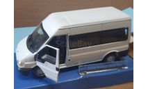FORD TRANSIT MINI BUS ДВЕРИ ОТКРЫВАЮТСЯ, масштабная модель, Bauer/Cararama/Hongwell, scale43