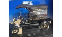 1:18  - FORD MODEL T  - ’PADDY WAGON’  - POLICE DEPARTMENT  NEW YORK, масштабная модель, Universal Hobbies, scale18