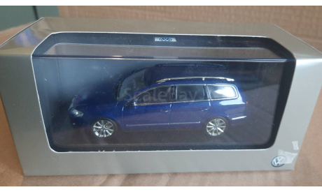 VOLKSWAGEN  PASSAT VARIANT  2005 BLUE  -  MINICHAMPS -SE by VW, масштабная модель, scale43