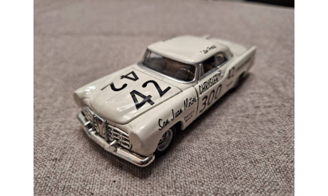 Chrysler 300 #42 oval track stock car 1956 Lee Petty (Team Caliber) 1/43, масштабная модель, 1:43