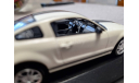 Ford Mustang GT 2005 Performance white (Minichamps) 1/43, масштабная модель, scale43